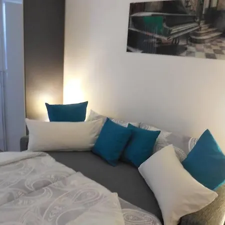 Апартаменты Apartment, Heika, 2 Zimmer, Terrasse, Wlan, *